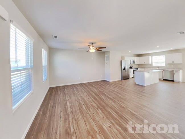 Building Photo - 1163 Concord Springs Dr