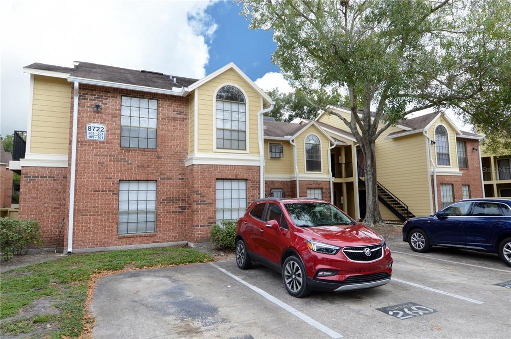 8722 Mallard Reserve Dr Unit 202, Tampa, FL 33614 Condo for Rent in