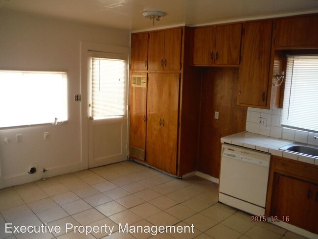 Building Photo - 222 Moneta Ave