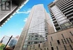 Building Photo - 200 Victoria St