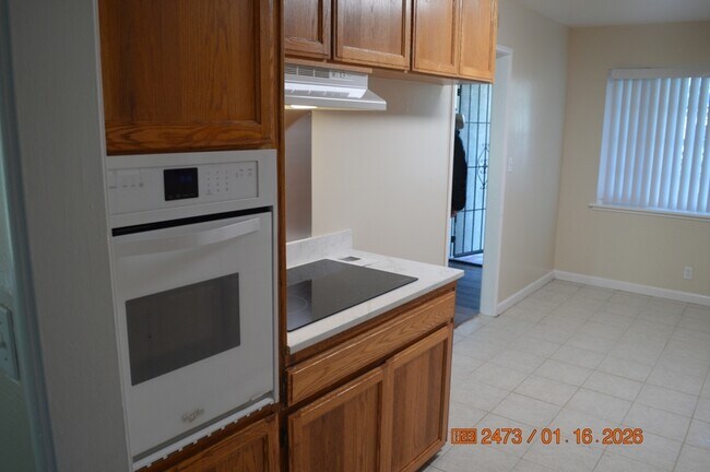 Foto del edificio - 768 Julian St