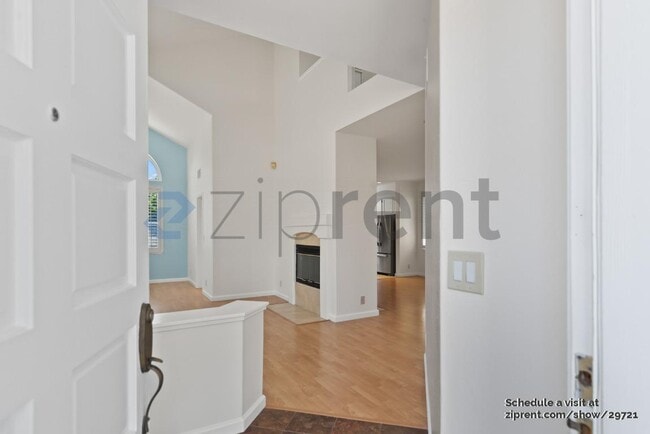 Foto del edificio - 36816 Papaya St