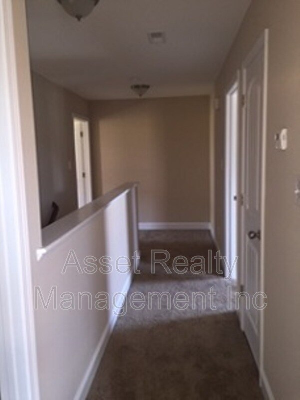 Foto del edificio - 6021 Loftis Creek Ln
