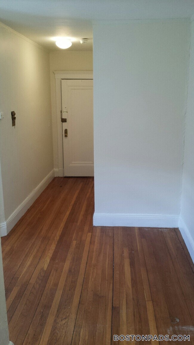 Building Photo - 1175 Boylston St
