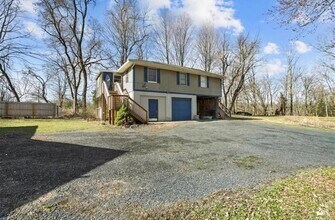 Building Photo - 1535 NY-208