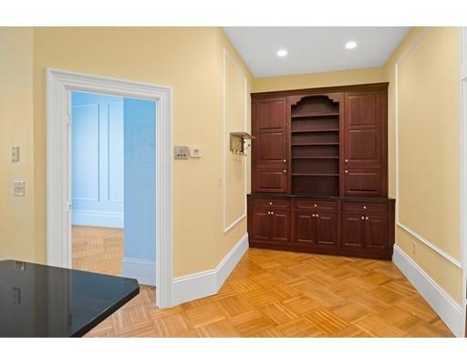 Foto del edificio - 126 Beacon St