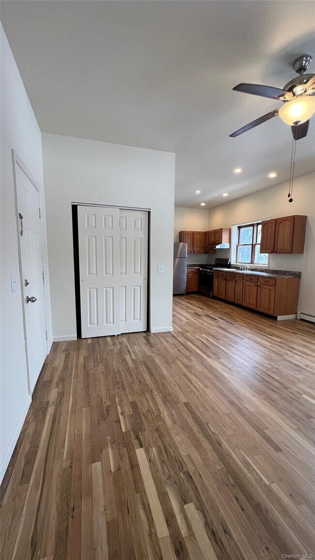 Foto del edificio - 74 North St