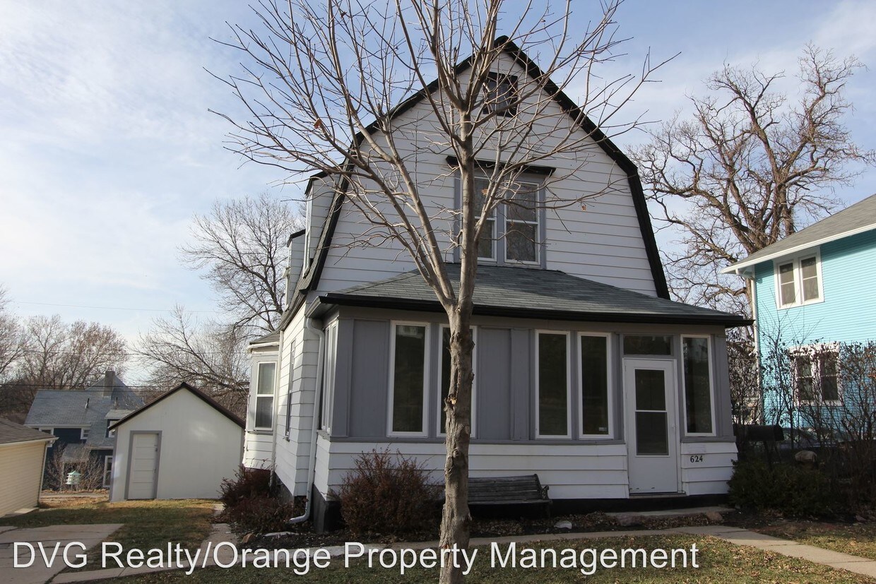 Primary Photo - 3 br, 1 bath House - 624 N. 41st St.