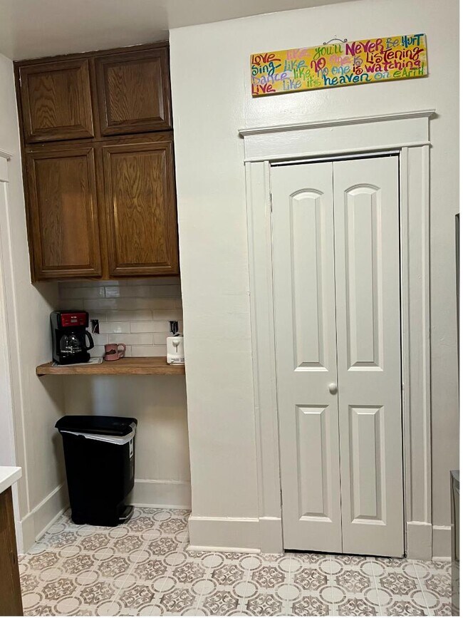 Building Photo - 1720 Harbert Ave