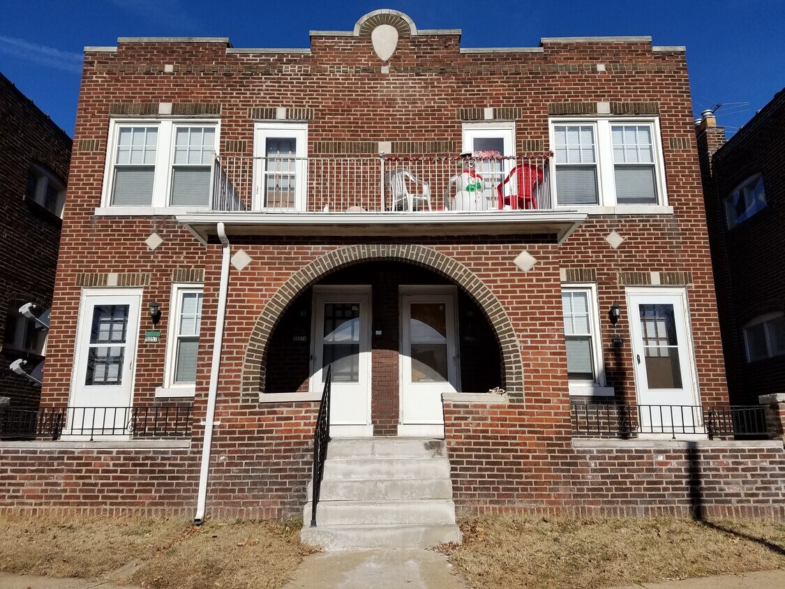 5055 Chippewa St Unit 5057, Saint Louis, MO 63109 Apartments in Saint