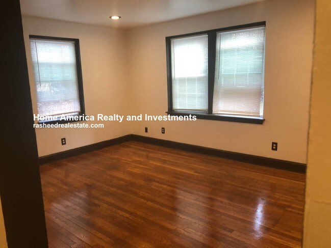 Building Photo - 1 Bedroom Apartment Lynn MA