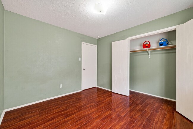 Foto del edificio - 11030 KNOBBLEY Oak Ct