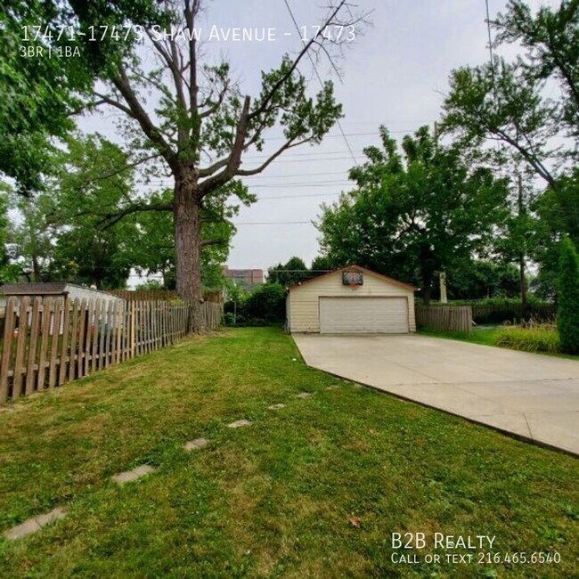 Foto del edificio - 17471-17473 Shaw Avenue-17473