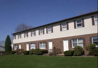 Building Photo - 2220 Harsh Ave SE Building Photo - 2220 Harsh Ave SE