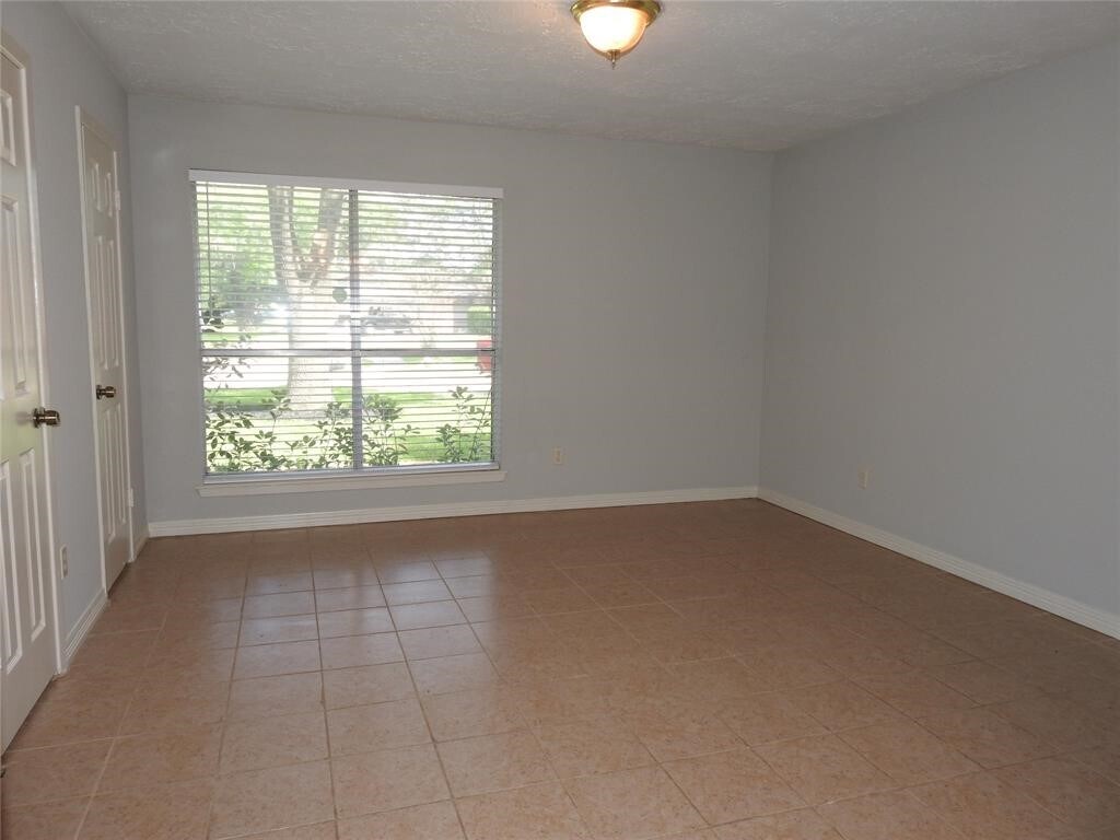 Foto del edificio - 19902 Bishops Gate Ln