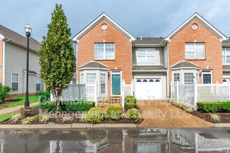 Building Photo - 177 Stanton Hall Ln