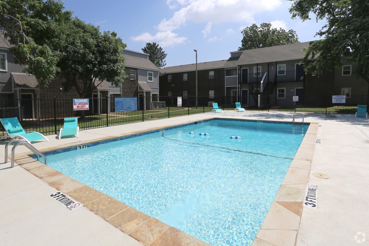 Residences at Lakeshore Apartments 9200 N Macarthur Blvd Oklahoma