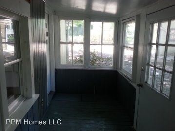 Building Photo - 405-409 S Aurora St