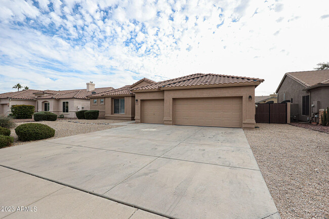 Building Photo - 4603 W Villa Linda Dr