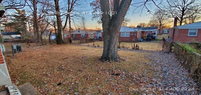 Building Photo - 7110 Hazelwood Ln
