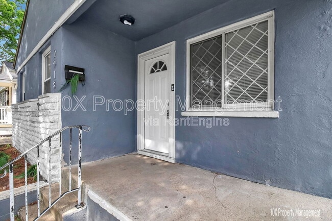 Foto del edificio - 2918 Azelda St