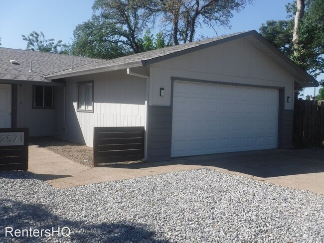Building Photo - 4 br, 2 bath House - 2571 CHRISTIAN AVE