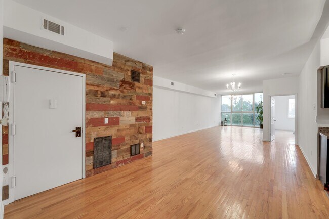 Foto del edificio - 200 Paterson Plank Rd