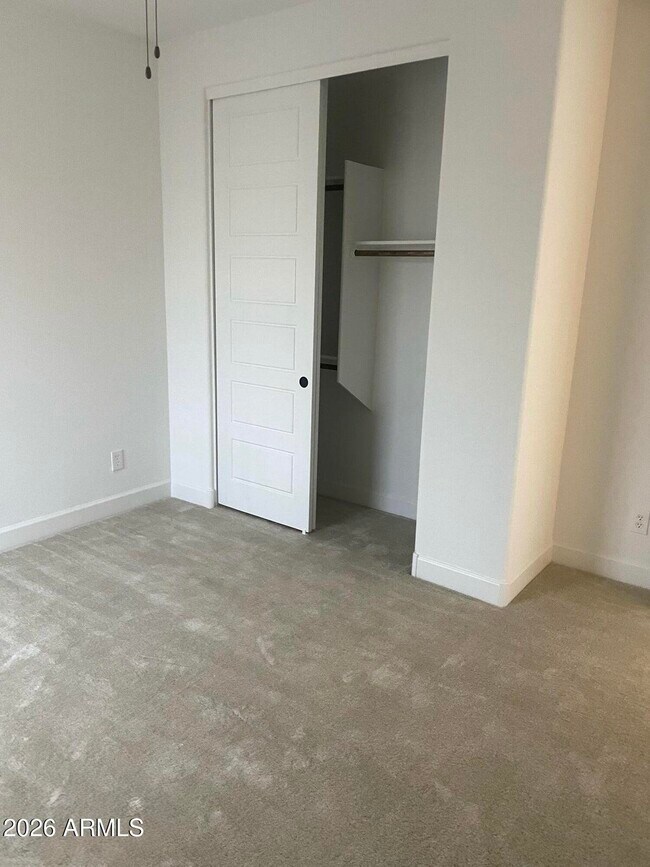 Foto del edificio - 9931 E Tesla Ave