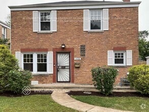 Building Photo - 2028 N 75th Ct