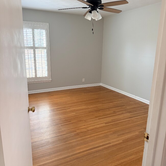 Building Photo - 1410 Wheaton St