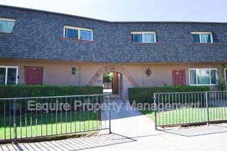Building Photo - 420 W Linden Dr