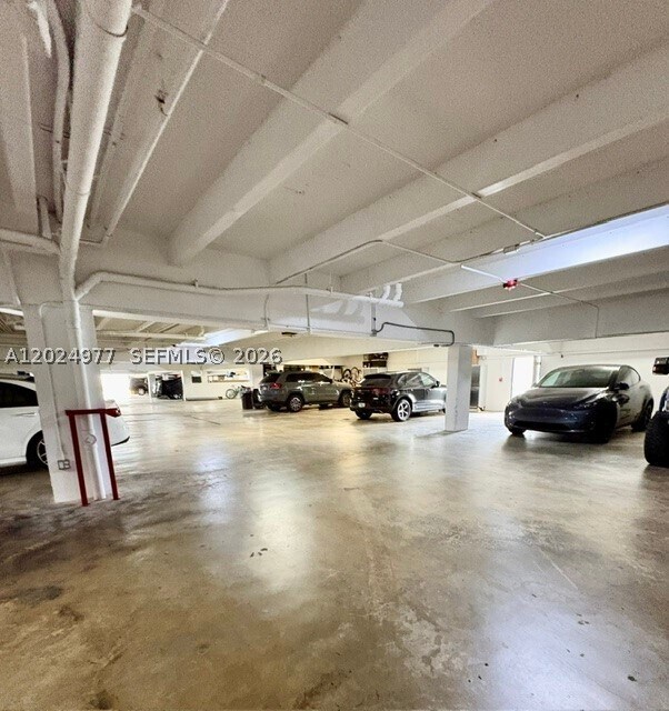 Building Photo - 4000 NE 168th St