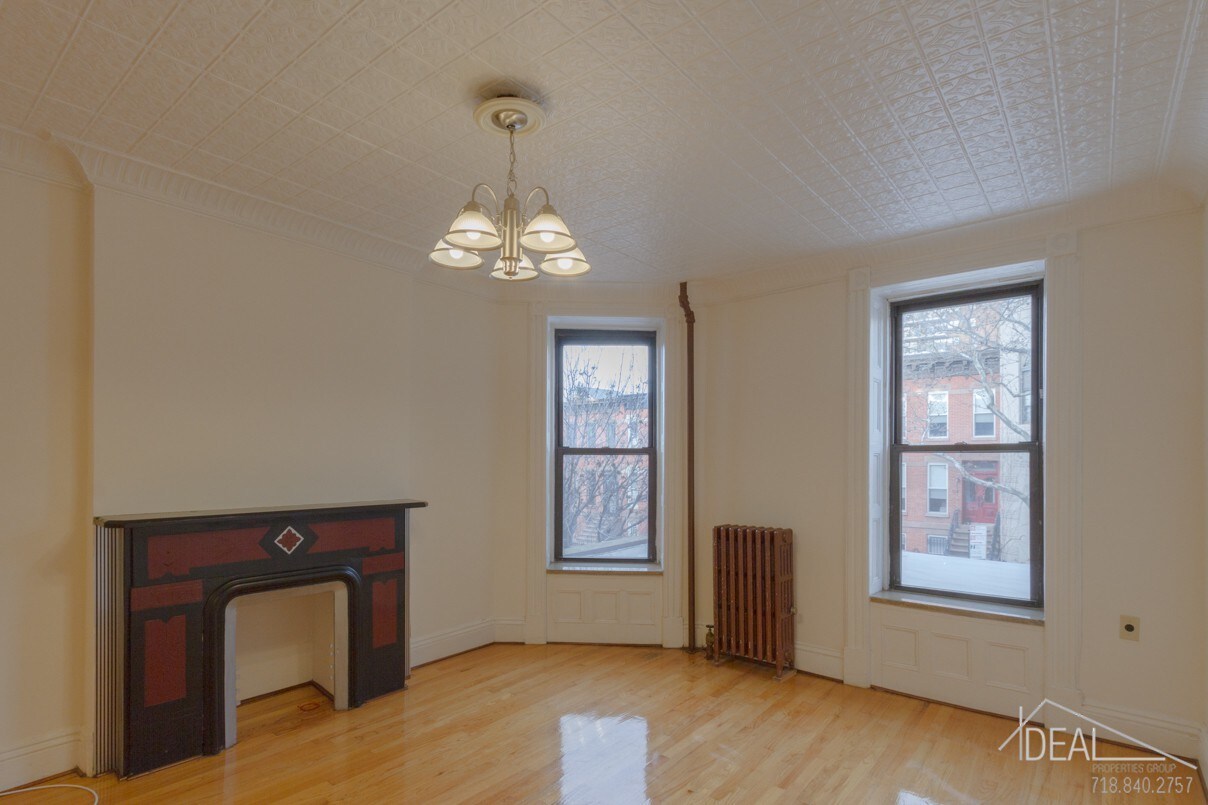 Primary Photo - 316 11th St