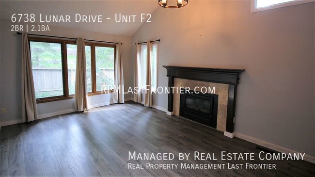 Building Photo - 6738 Lunar Dr