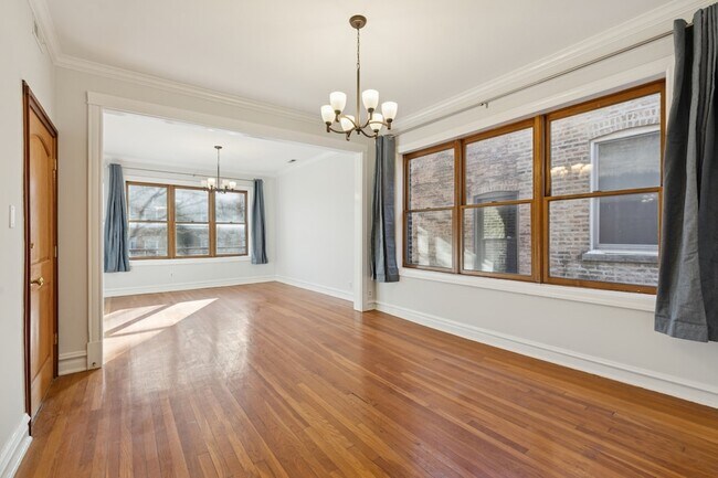 Foto del edificio - 2332 W Superior St