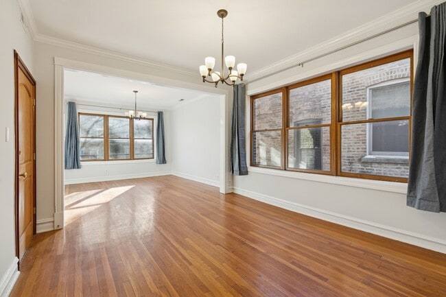 Building Photo - 2332 W Superior St