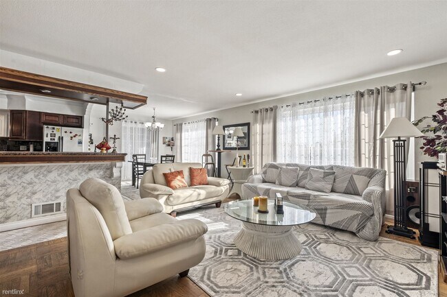Foto del edificio - 3 br, 2 bath House - 611 Blanken Avenue