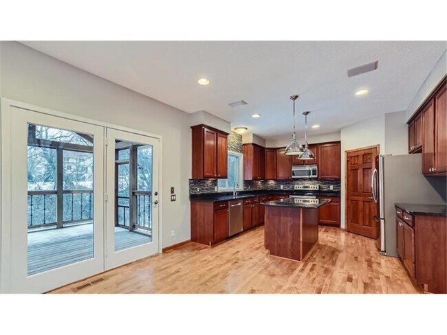Building Photo - 15855 Kendale Dr