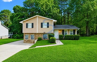 Building Photo - 4515 Doral Dr SW