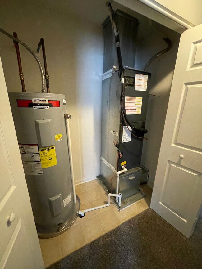 Foto del edificio - Franklin Twp - 3 BR home with loft