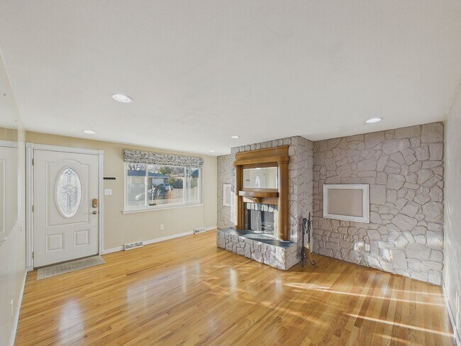 Photo - Gorgeous home in Westminster!