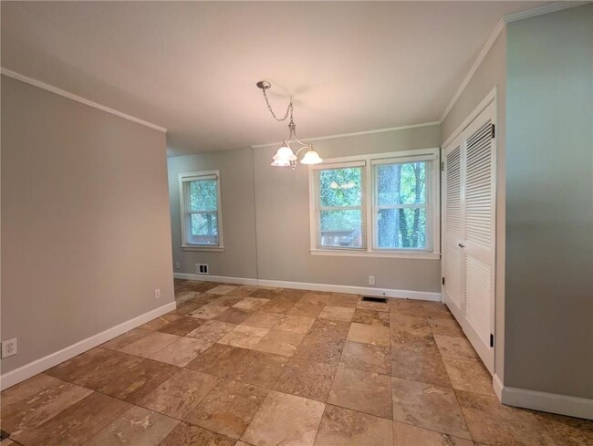 Building Photo - 1061 Homewood Ct