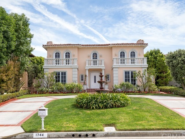 Building Photo - 1744 Paseo Del Mar