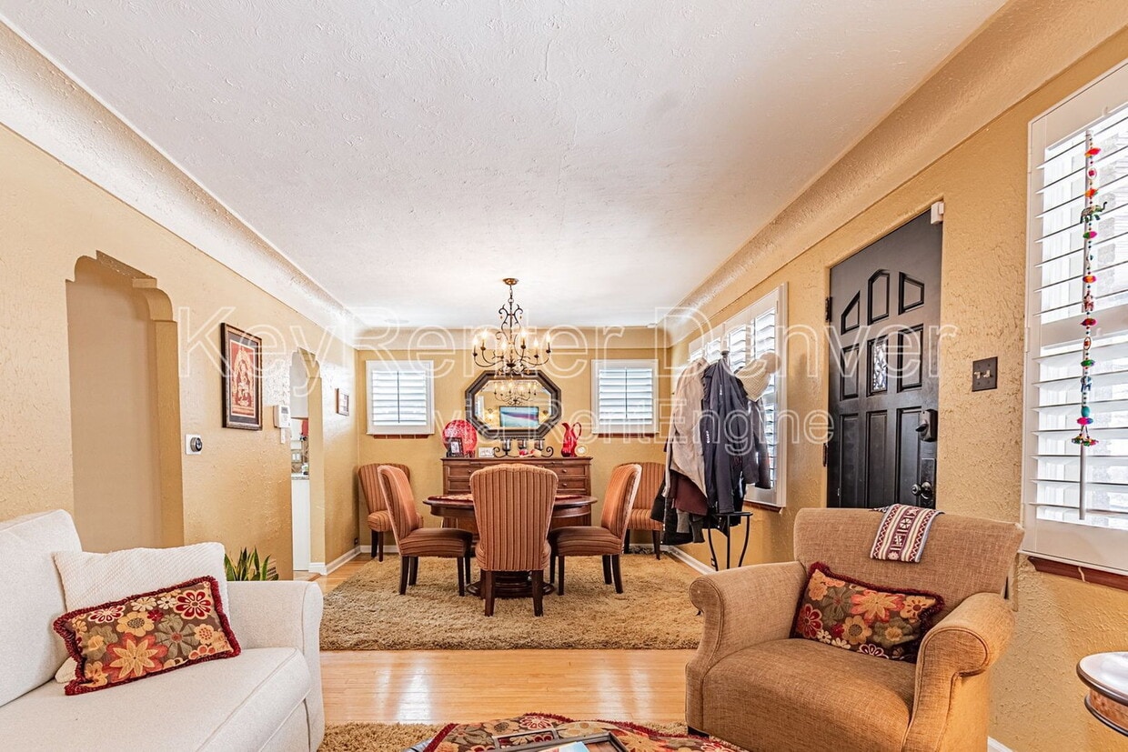 Photo - 3059 W 40th Ave