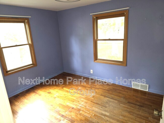 Foto del edificio - 2908 Dartmouth Dr