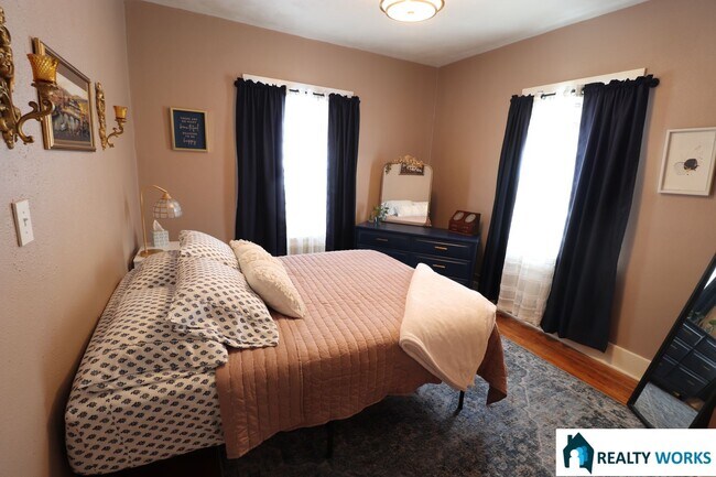 Foto del edificio - Furnished 2 Bed House | Utilities Included | 12-Month Lease