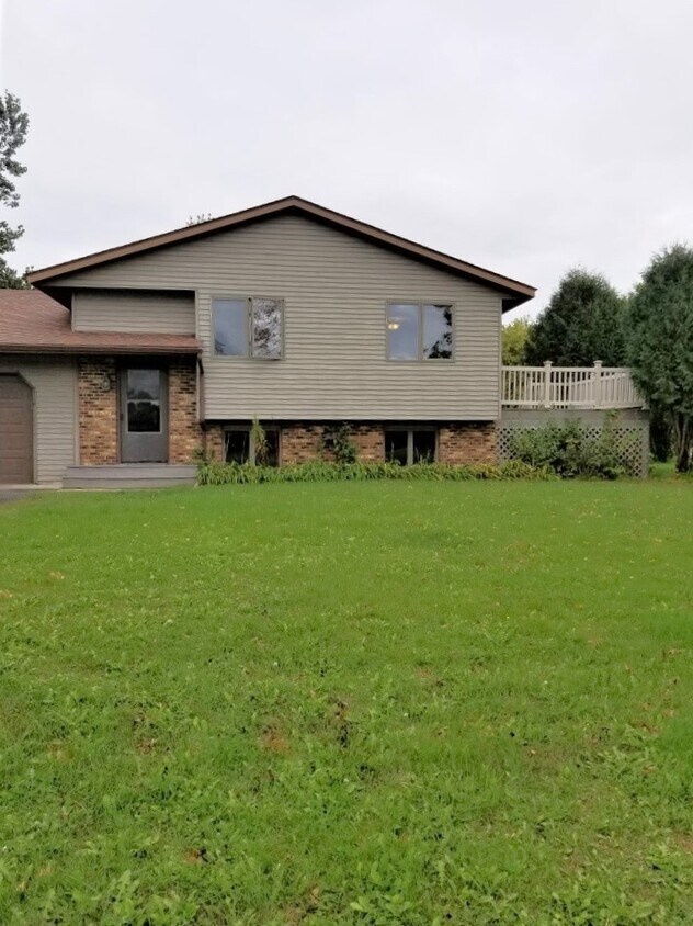 Foto principal - 502 Prairie Ln