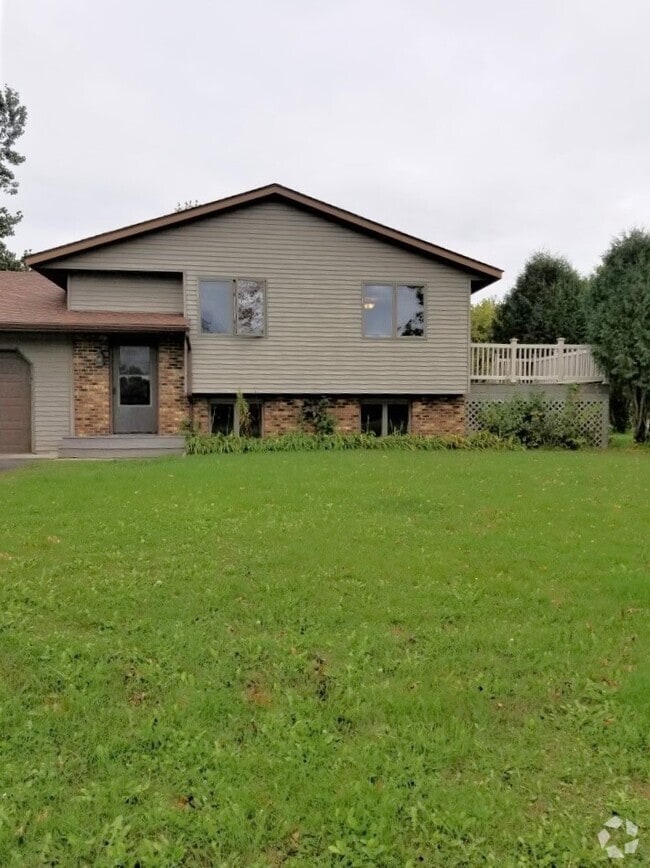 Building Photo - 502 Prairie Ln