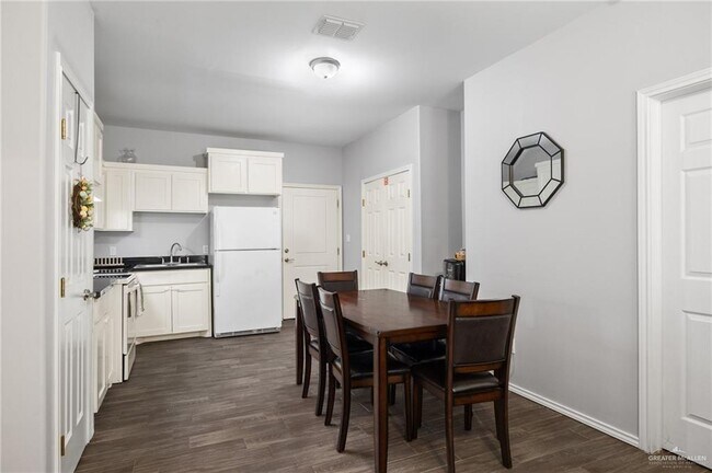 Foto del edificio - 17 Maryland St