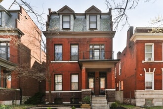 Building Photo - 3438 Magnolia Ave